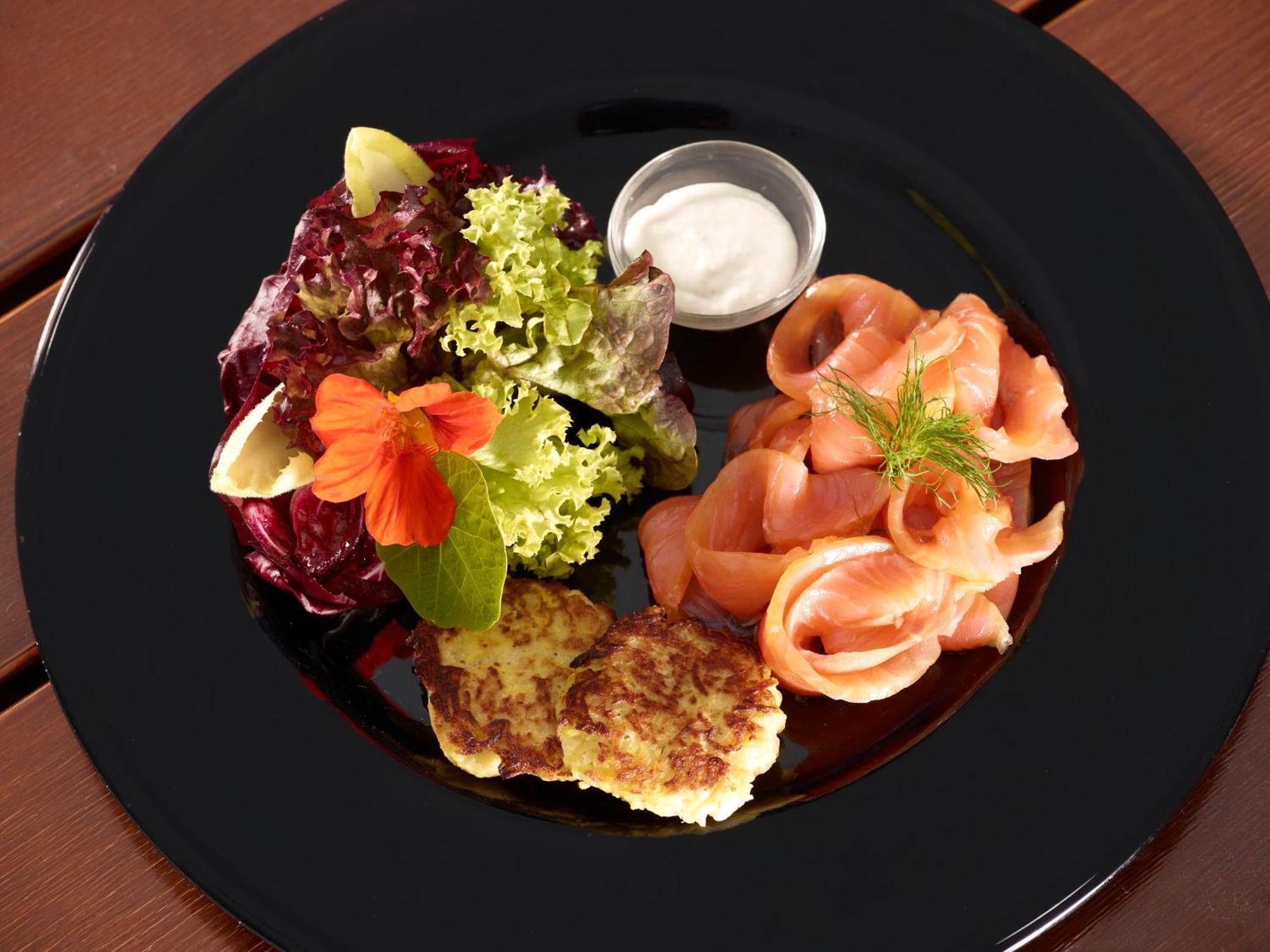 Hotel Restaurant Luedenbach โอเวอราธ ภายนอก รูปภาพ
